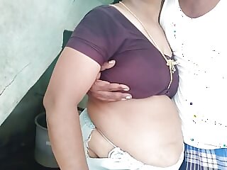 indian aunty big Bristols
