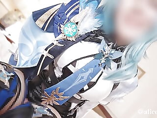 Genshin brunt Cosplaying..