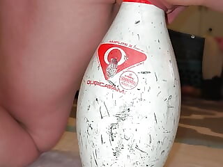 Bowling tolerating fucked..