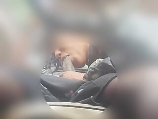 Bonnet Head Outside Her Move..