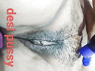 Desi simmering tamil..