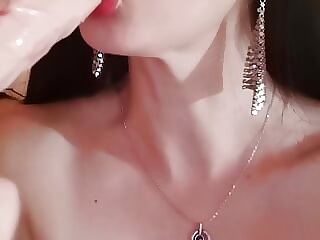 Sucking Didlo Spit on Heart..